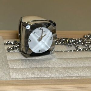 RARE - Marc By Marc Jacob - Necklace Ring WORKING Watch - Silver + White